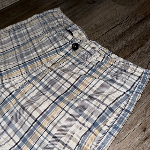 Y2K American Eagle Plaid Shorts - Picture 3 of 8